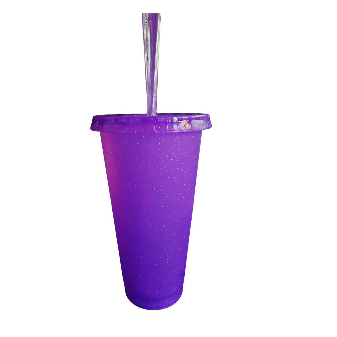 Personalisierter Glitzerbecher